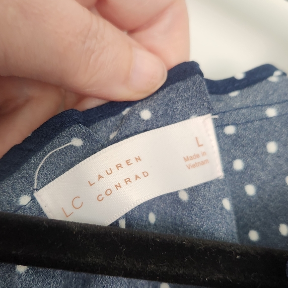 LC Lauren Conrad Blue and White Polka Dot Top - Picture 2 of 2